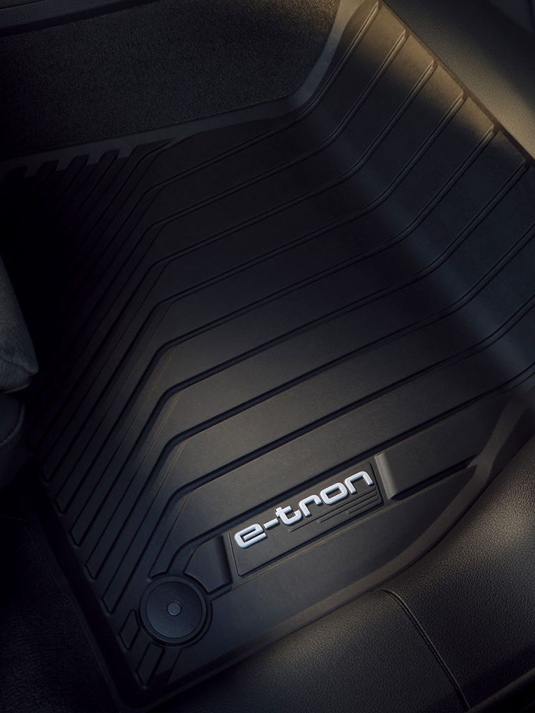 Floor mat Audi Q8 Sportback e-tron